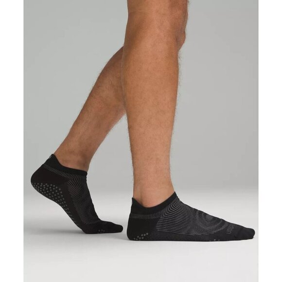 Men's Find Your Balance Tab Socks - Black - Picture 2 of 3